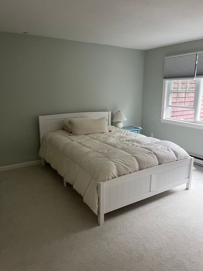 Building Photo - Fully updated 2Bd / 2Br Bassett Pond Condominium in West Yarmouth