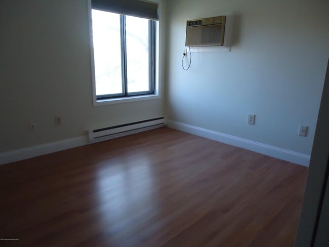 Building Photo - 142 Cross Slope Ct