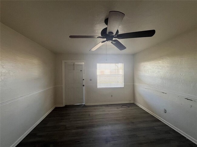 Building Photo - 1068 Orienta Ave