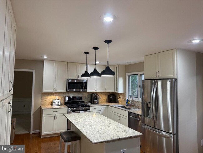 Building Photo - 3869 Appaloosa Dr