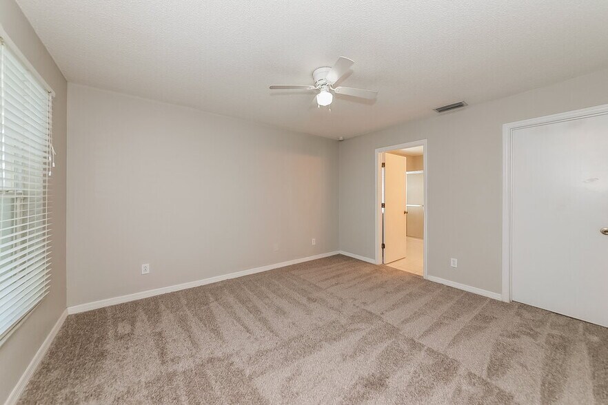 Building Photo - 11804 Dunster Ln