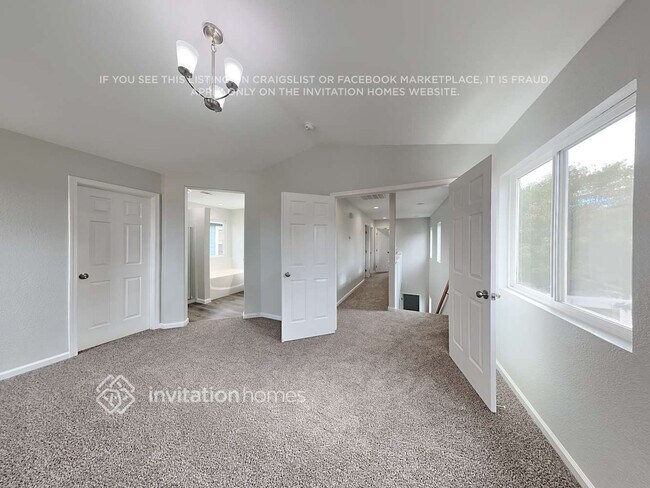 Building Photo - 713 Catamaran Way