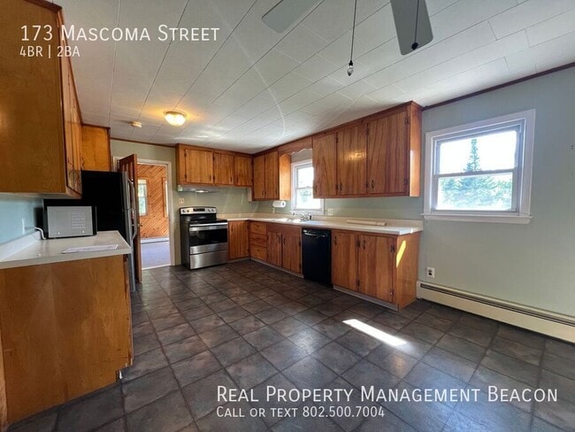 Building Photo - 173 Mascoma St