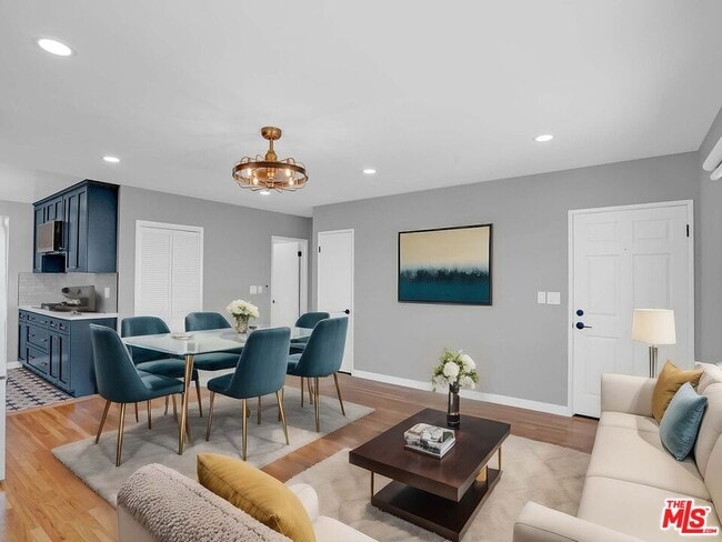 Building Photo - 2517 Curtis Ave