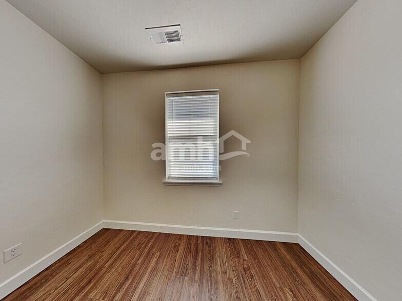 Building Photo - 192 E Sicily Dr