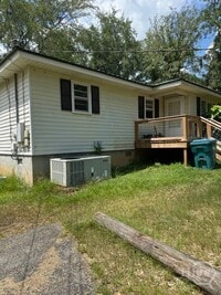 Building Photo - 108b Lata Ter NW