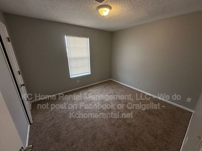 Building Photo - 838 Saddlewood St