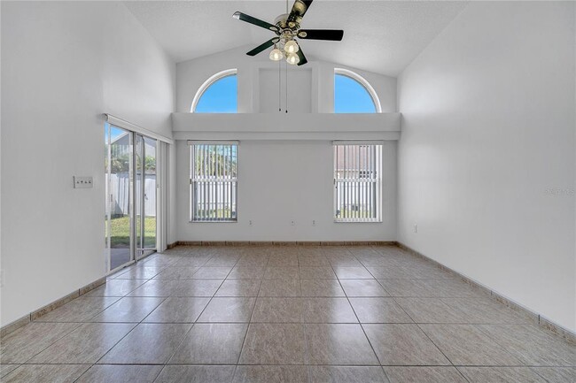 Building Photo - 2422 Black Powder Ln