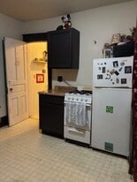 Building Photo - 2078 Atwood Ave