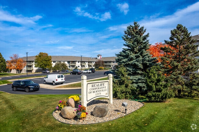 Property Entrance - Realife Cooperative of Burnsville