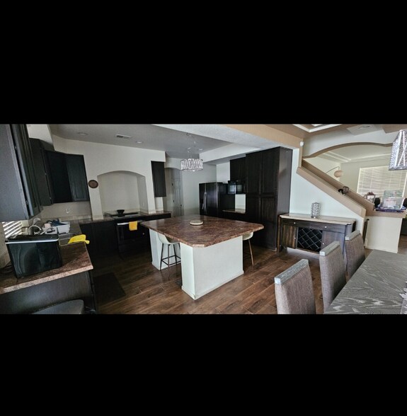 Building Photo - 20680 Lackland Pl