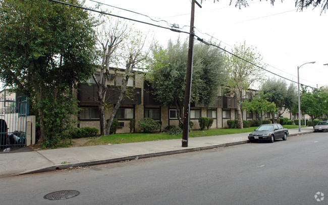 Primary Photo - Orion Gardens