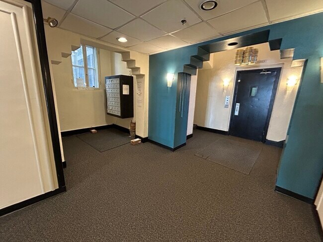 Building Photo - 1666 Commonwealth Ave