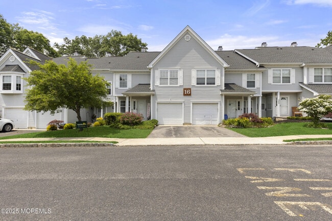 Primary Photo - 1604 Aqueduct Ct