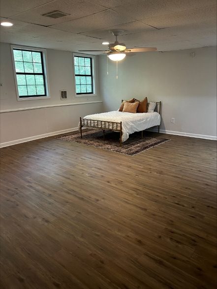 Primary Photo - 2260 Wysong Square