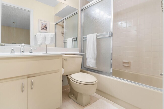 Building Photo - 229 Old Meadow Way