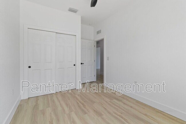 Building Photo - 8249 Dimstead St