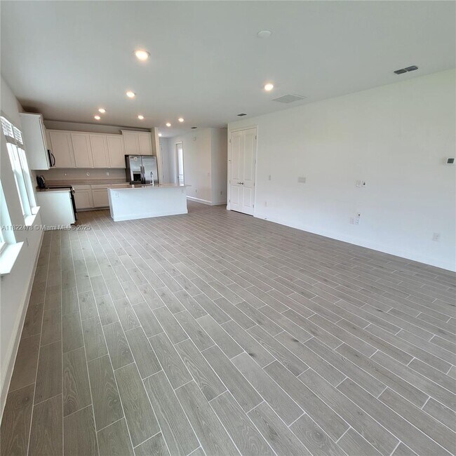 Building Photo - 4155 Acoma Dr