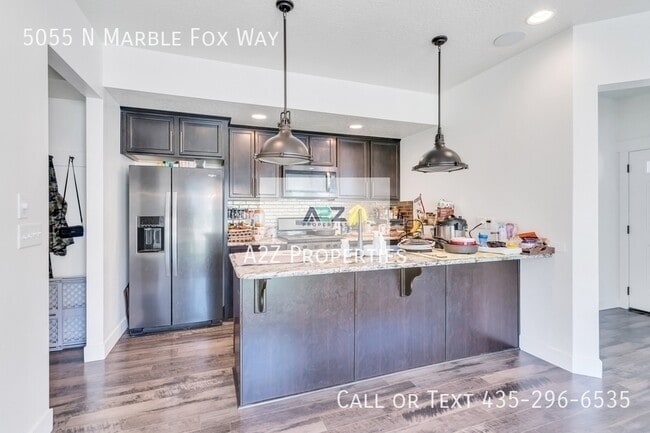 Building Photo - 5055 N Marble Fox Way