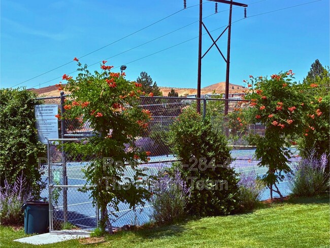 Building Photo - 3942 Clear Acre Ln