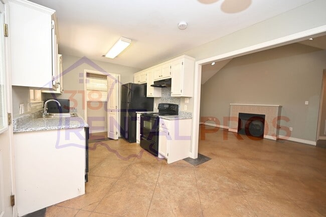 Building Photo - Three Bed, Two Bath Home in Ruston!