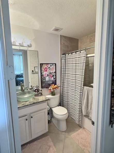 Building Photo - 10320 SW Stephanie Way