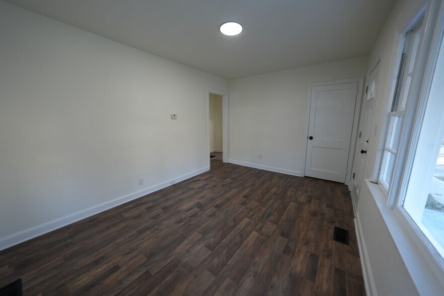 Building Photo - 2632 Patria St