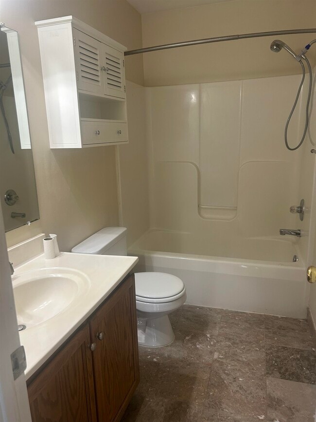 Building Photo - 1252 Old Windmill Cir