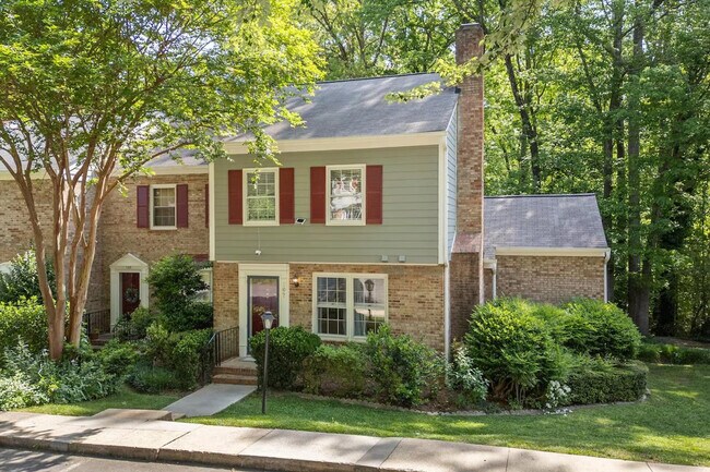 Building Photo - 107 Barbary Ct