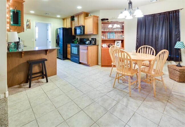 Building Photo - 4143 W Spring House Dr