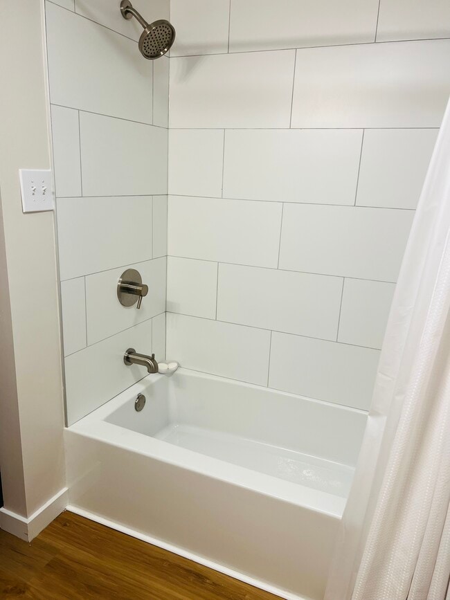 Building Photo - 7823 Charlesmont Rd