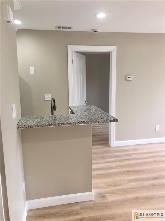 Building Photo - 377 Carhart Ct