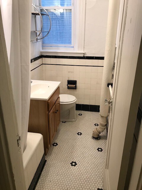 Building Photo - 1750 Commonwealth Ave