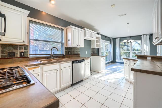 Building Photo - 1813 Newton Dr