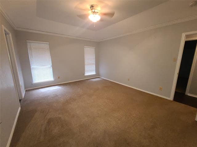 Building Photo - 2442 Hallmark St