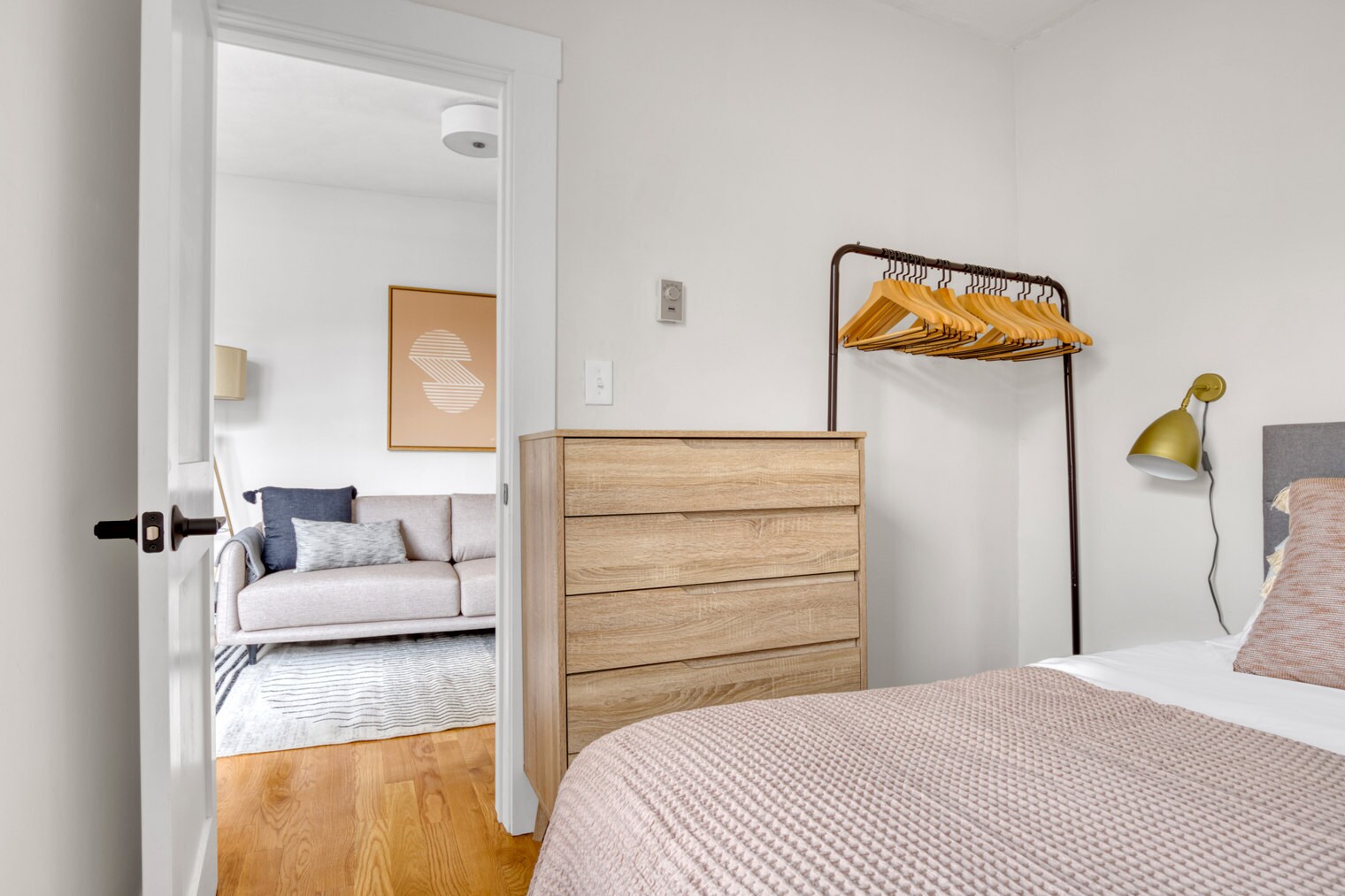 Building Photo - 152 Salem St