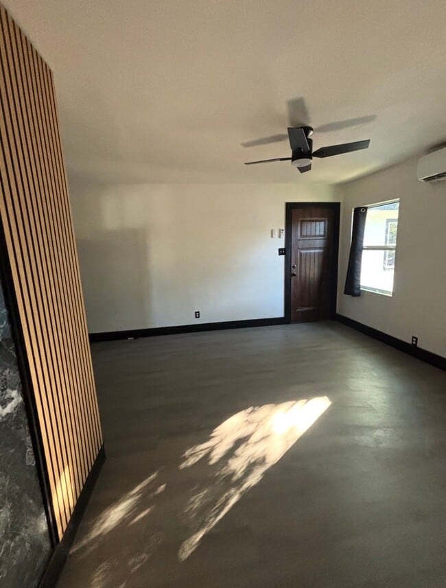 Building Photo - 7213 Moline St