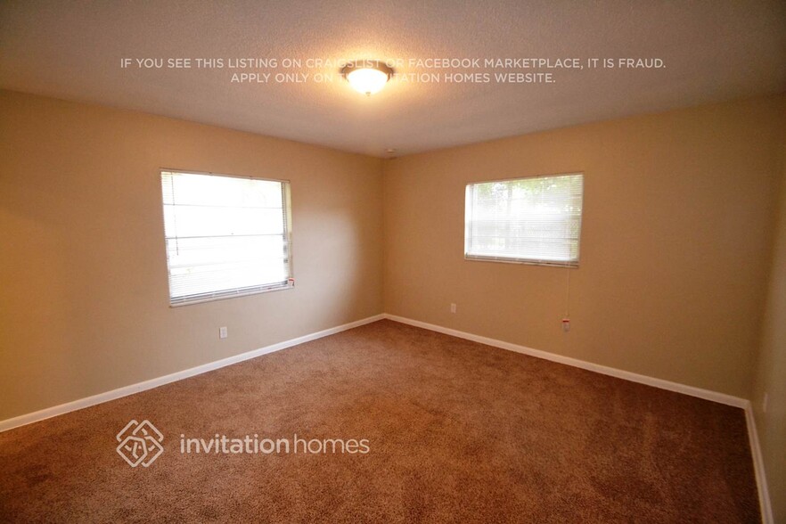 Building Photo - 2200 Bradford Ct