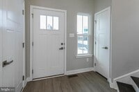 Building Photo - 2410 Lenox Dr