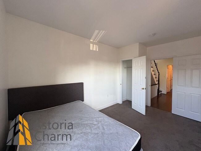 Building Photo - Backyard Fire Pit, Rooftop Terrace, and Mo...