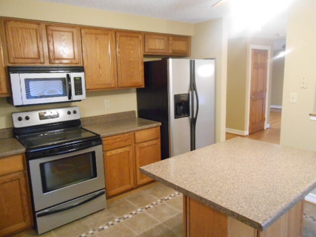 Building Photo - 3312 Stadler Dr