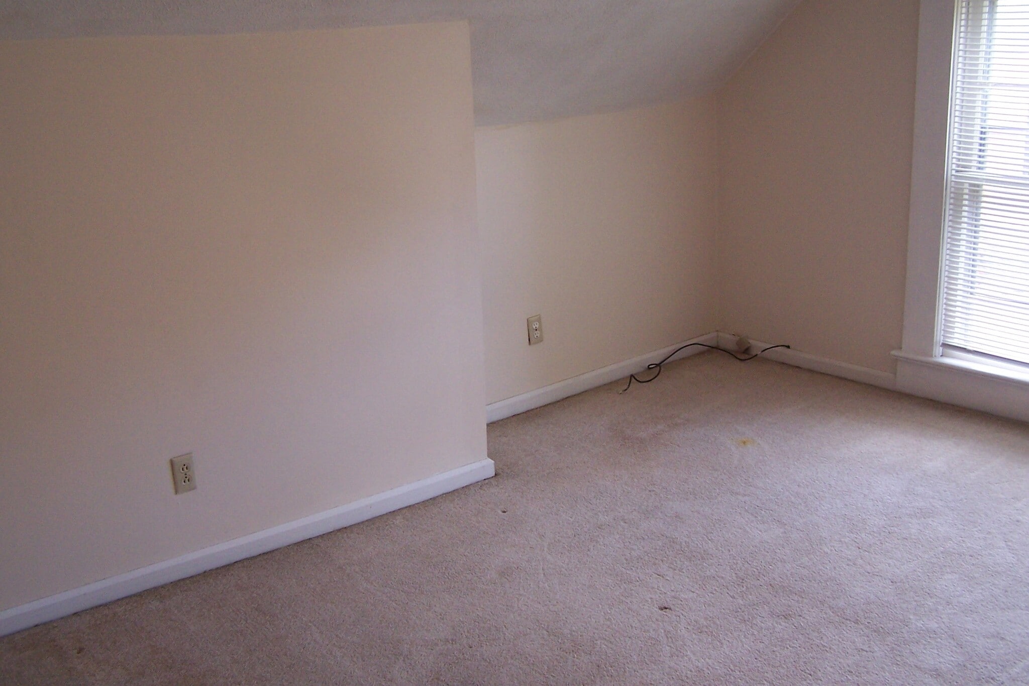 Bedroom - 139 Carpenter Rd