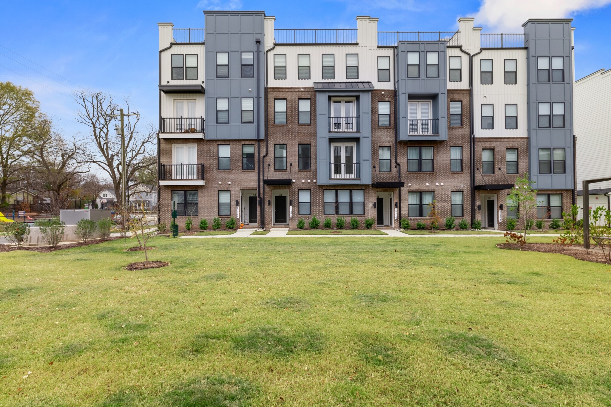 Building Photo - 1206 Coach Sta Aly