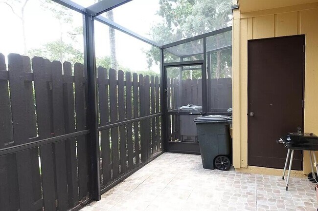 Building Photo - 11720 Timbers Way