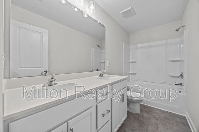 Building Photo - 63 Village Edge Dr