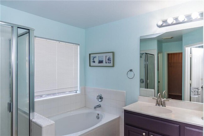 Building Photo - 3660 Pine Needle Cir