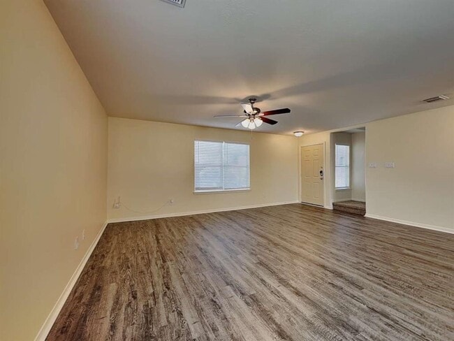 Building Photo - 6424 Mountain Pines Ln