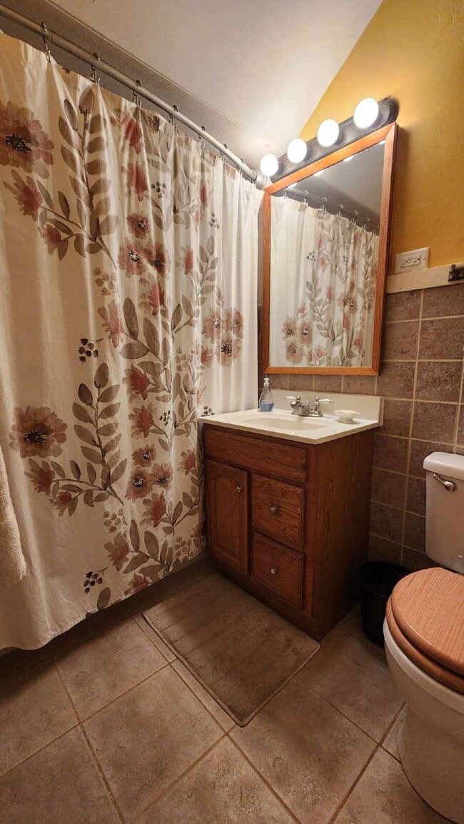 Building Photo - 4-Bedroom, 2 Bathroom Easthill Home with Bonus Room, Finished Lower Level, and Garage