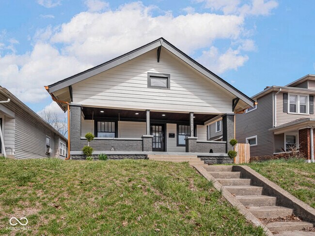 Building Photo - 1210 Finley Ave