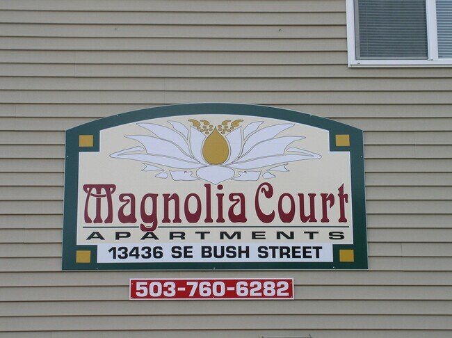 Magnolia Court - Portland Oregon - Magnolia Court